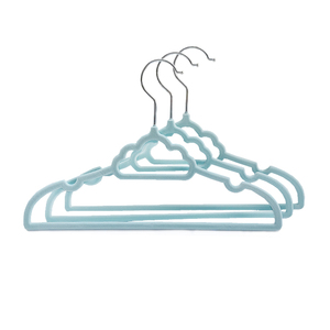 <span class=keywords><strong>Cintre</strong></span> pour bébé en forme de <span class=keywords><strong>nuage</strong></span> petits cintres floqués porte-vêtements <span class=keywords><strong>cintre</strong></span> en velours pour enfants - Product Image 4