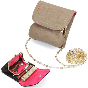 Porte-monnaie avec chaîne en cuir de vachette véritable avec logo personnalisé pour les femmes Mini sac en <span class=keywords><strong>or</strong></span> de grande capacité Rangement de pièces à la mode - Product Image 1