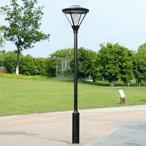 Lampadaire solaire extérieur en fer pour jardin, abat-jour en verre LED, blanc chaud 2700K, IP66, ampoule A19 non amovible, AC 220V - Product Image 6