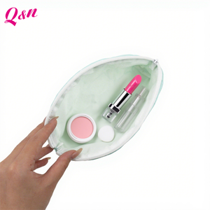 Trousse de maquillage matelassée souple pour femmes, trousse de toilette matelassée de grande capacité - Product Image 6