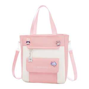 กระเป๋าสะพายข้างทรงใหญ่สำหรับเด็กผู้หญิง ลายมาการอง สไตล์อาร์ต - Product Image 5