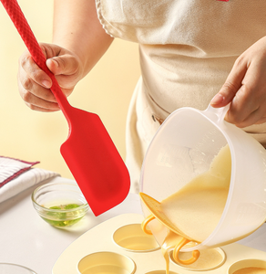 Premium Liquid Silicone Spatula Food Grade Integrated Baking Tool Heat Resistant Cream Scraper for Cake Mixing Cooking - Product Image 4