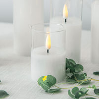 Ensemble de décoration d'intérieur Mermei de 5 bougies LED sans flamme en cire de paraffine blanche à flamme 3D avec télécommande pour anniversaires et fêtes