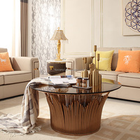 Table à thé et café moderne avec cadre en acier inoxydable et plateau en verre trempé pour maison et hôtel Meubles de salon élégants