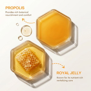 Crema <span class=keywords><strong>Viso</strong></span> Antietà al Gelatina Reale all'Ingrosso, Crema Antirughe con Ceramidi Riparatrici OEM 50ml - Product Image 3