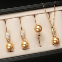 Ensemble de bijoux de mode exquis en gros, plaqué or 18 carats, laiton, zircon, collier pendentif perle ronde, boucles d'oreilles et bagues pour femmes
