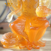 Statue gracieuse en verre cristal de Lakshmi hindoue, design Feng Shui, fonction de veille pour plantes, pour décoration sacrée et espaces spirituels paisibles