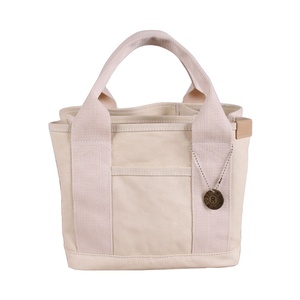 Sac fourre-tout en toile Besto de haute qualité 16OZ à multiples poches, sac à bandoulière portable en coton pour femme, idéal pour l'été et les activités de plein air - Product Image 3