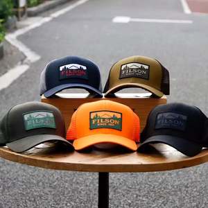 Gorra de Béisbol FILSON Vintage de Tela Encerada con Visera, Ventilación en Rejilla, Protección Solar y Diseño Ajustable - Product Image 2