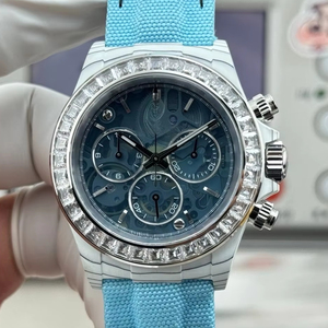 Reloj mecánico de 40 mm con diamantes incrustados y resistente al agua - Reloj de pulsera de lujo para hombre de alta calidad con diseño hueco - Product Image 1