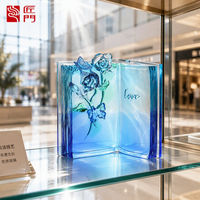 ArtFamily Ensemble de livres décoratifs modernes personnalisés avec sculpture en verre de cristal sculptée à la main de Jiangsu Décoration