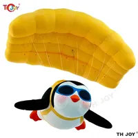 Pingouin gonflable d'intérieur avec parachute pour accrocher