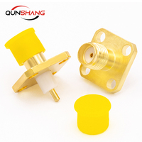 Conector de Antena SMA-KFD4 SMA de Cuatro Orificios con Cabeza de Brida, Longitud del Aislante 4 mm, Longitud del Conductor 3 mm