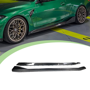 Faldones Laterales de Fibra de Carbono Auténtica para M4 G82 - Product Image 1