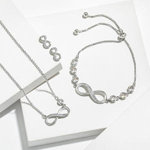 Collana KISSWIFE Numero 8 Amore <span class=keywords><strong>Infinito</strong></span> con Diamanti Incastonati, Ciondolo Minimalista Simbolo <span class=keywords><strong>Infinito</strong></span> di Möbius, Gioielli alla Moda - Product Image 5