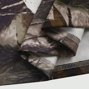 Sudadera con Capucha de Camuflaje Personalizada con Logotipo, Estilo Urbano Vintage, Lavada, de Gran Gramaje (400 g/m²), Casual, con Hombros Caídos, Corte Cuadrado y Recortada para Hombre - Product Image 3