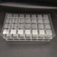 Plateau alimentaire rectangulaire transparent en PET recyclable personnalisé à 28 compartiments pour la fabrication de chocolats, bonbons et glaçons, épaisseur 0,2-1,5 mm