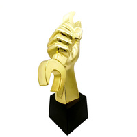 Résine plaquée brillant grandes mains dorées poing trophée jr1 camion trophée personnalisé