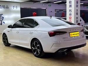 <span class=keywords><strong>Skoda</strong></span> <span class=keywords><strong>Octavia</strong></span> <span class=keywords><strong>2022</strong></span> PRO TSI280 Edición Premium 1.4T 150 CV 7DCT Automático Gasolina, Coche Usado con 30.000 km de Kilometraje para Exportación a Rusia - Product Image 6