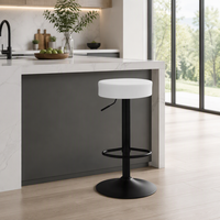 Tabouret de bar pivotant hydraulique réglable contemporain en cuir PU noir avec base chromée pour cuisine et salle à manger