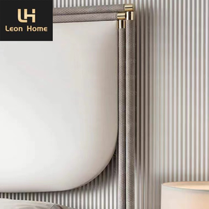 Meubles <span class=keywords><strong>Leon</strong></span> Vente en gros Taille personnalisée Style italien classique Grand lit Queen rembourré Taille <span class=keywords><strong>King</strong></span> de luxe - Product Image 3