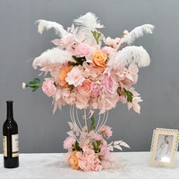 Centre de table artificiel en fleurs mélangées, rose, pivoine, hortensia, arrangement floral en soie dans un vase en verre pour centre de table de mariage