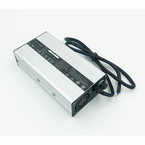 DL400 12V <span class=keywords><strong>24V</strong></span> 48V 60V 20a 12a 8a 6a <span class=keywords><strong>5a</strong></span> <span class=keywords><strong>Cargador</strong></span> de batería Bicicleta eléctrica Vehículo utilitario Carrito de golf <span class=keywords><strong>Cargador</strong></span> de cortacésped - Product Image 1