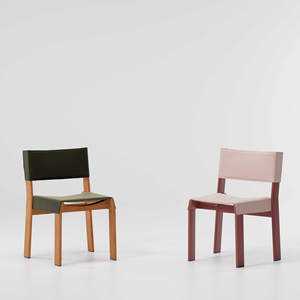 Chaise de salle à manger classique en teck pour l'extérieur, le jardin, les loisirs, les hôtels, les villas, les restaurants - Product Image 1