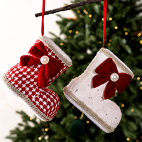 2026 Mini chaussette de Noël pied-de-poule avec nœud en velours et perle, pendentif botte à suspendre, décoration pour sapin de Noël et maison de fêtes