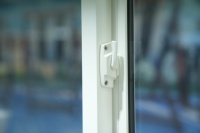 Ventanas Corredizas de PVC LEDOW P80, Resistentes y Duraderas, para Desarrollos Inmobiliarios en América del Norte, Suministro al por Mayor, Rendimiento de Grado Profesional