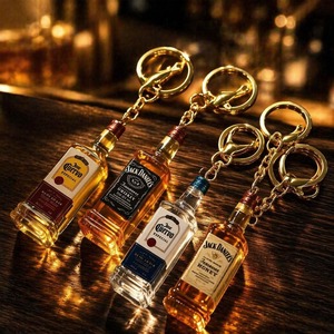 Lote de Llaveros con Botellas de Whisky y <span class=keywords><strong>Tequila</strong></span> en Miniatura, Abalorios Realistas de Licor, Regalo para Bar, Cueva del Hombre, Fiesta, Souvenir, MOQ Bajo - Product Image 1