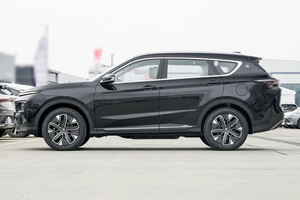 Jetour Shanhai L7 de <span class=keywords><strong>Segunda</strong></span> <span class=keywords><strong>Mano</strong></span>, Autos Usados Baratos 2024, 1.5T PHEV, Automático, Volante a la Izquierda, SUV Híbrido Enchufable de 5 Asientos, R19, Venta al Por Mayor para Exportación - Product Image 4