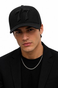 Maßgefertigte 77 Glückszahl Strass-Applikation Baseballkappe Schwarz Tone-on-Tone Nieten-Patch Mütze OEM - Product Image 1