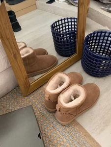 Nouvelles Bottes Rétro Tricotées Personnalisées de Haute Qualité pour Hommes 2026, Chaussures en Coton, Bottes de Neige Chaudes en Laine, Hiver - Product Image 3