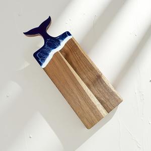 Tabla de <span class=keywords><strong>Madera</strong></span> de Acacia <span class=keywords><strong>para</strong></span> Servir con Asa de <span class=keywords><strong>Cola</strong></span> de Ballena, Bandeja de Queso y Charcutería con Arte en Resina <span class=keywords><strong>Epoxi</strong></span> Oceánica <span class=keywords><strong>para</strong></span> Preparación de Comidas, Tabla de <span class=keywords><strong>Madera</strong></span> <span class=keywords><strong>para</strong></span> Servir - Product Image 1