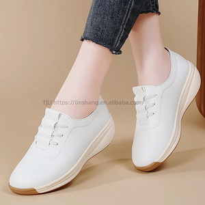 Genuine Leather <b>Soft</b>-Soled Women's Thick-Soled <b>Shoes</b> New Spring Styles Slip-on Non-Slip Lightweight Sports Mom <b>Shoes</b> - Product Image 3