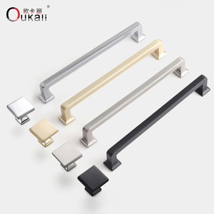 Oukali 하이 퀄리티 현대 가구 캐비닛 핸들 주방 욕실 솔질 황동 5 인치 매트 블랙 서랍 손잡이 - Product Image 1