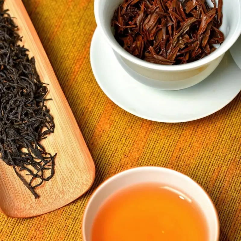 Té negro de alta calidad que llamó Guizhou almuerzo té negro puede como un regalo para el líder y miembro de la familia