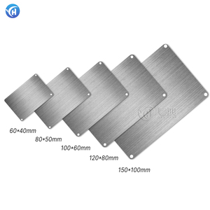 Plaques nominatives en aluminium personnalisées avec gravure au laser, couleur noire, métal sablé, anodisé - Product Image 4