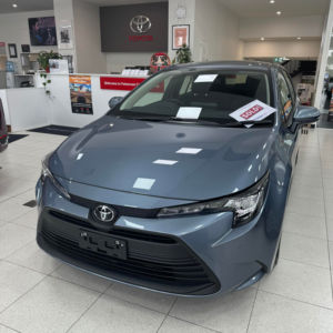 Toyotas Corollas Voiture électrique de luxe avec toit ouvrant et haute configuration 2022 Nouvelle voiture <span class=keywords><strong>Toyota</strong></span> Corollas Version <span class=keywords><strong>hybride</strong></span> - Product Image 1