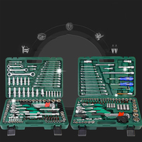 Mécanicien professionnel pour la réparation des moteurs, les travaux de freinage et le changement de pneus avec un coffret de rangement portable, kit d'entretien automobile
