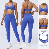 Ensemble de sport deux pièces pour femme, style international, avec dos élégant, comprenant un haut court uni avec coussinets de poitrine et un pantalon de yoga, idéal pour l'été