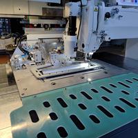 Machine automatique de pose de poches DS-9D par cycles de couture LINE TACK sans point de retournement