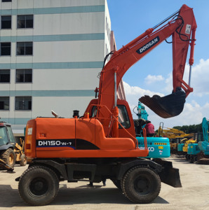 รถขุดล้อยางมือสอง Doosan DH150W-7 15 ตัน ราคาดีที่สุด รถขุดล้อยาง 15 ตัน มีสินค้าในสต็อก - Product Image 6