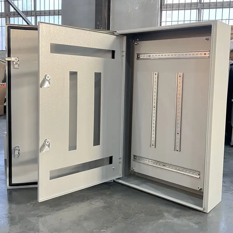 Kotak distribusi baja dinding galvanis dengan penutup distribusi kabinet telekomunikasi kotak panel listrik pintu dalam