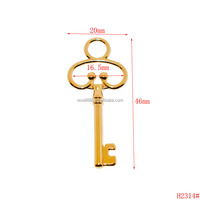 Porte-clés en métal personnalisé en forme de clé vintage, décoration en bronze antique, cadeau artisanal, pendentif, accessoires de design en gros pour usine