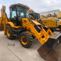 Chargeuse-pelleteuse JCB 3CX d'occasion, année 2009, peinture d'origine, 4 roues motrices, JCB 3CX en stock