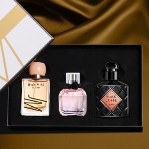 Cadeaux <span class=keywords><strong>de</strong></span> Noël Mini Original <span class=keywords><strong>Parfum</strong></span> Set Mon Paris <span class=keywords><strong>Libre</strong></span> <span class=keywords><strong>Parfum</strong></span> Black Opium <span class=keywords><strong>Parfum</strong></span> <span class=keywords><strong>Eau</strong></span> <span class=keywords><strong>De</strong></span> <span class=keywords><strong>Parfum</strong></span> <span class=keywords><strong>Parfum</strong></span> Coffret Cadeau Pour Femme - Product Image 5
