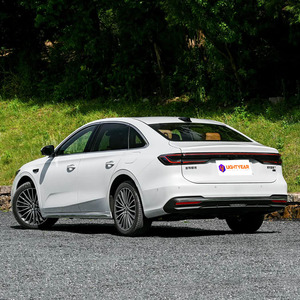 Geely Galaxy Xingyao7 di Alta Gamma, Berlina Ibrida Plug-in 4WD con Autonomia di 220km, Sistema Flyme <span class=keywords><strong>Auto</strong></span> 2 e Display da 15,4 Pollici per Pendolarismo Quotidiano in Offerta - Product Image 2