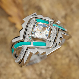 Set di Tre Anelli Geometrici Futuristici in Smalto per Donne, Gioielli di Moda Eleganti e Trendy - Product Image 3